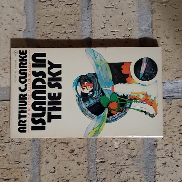 Islands in the Sky by Arthur C. Clarke - Picture 1 of 2